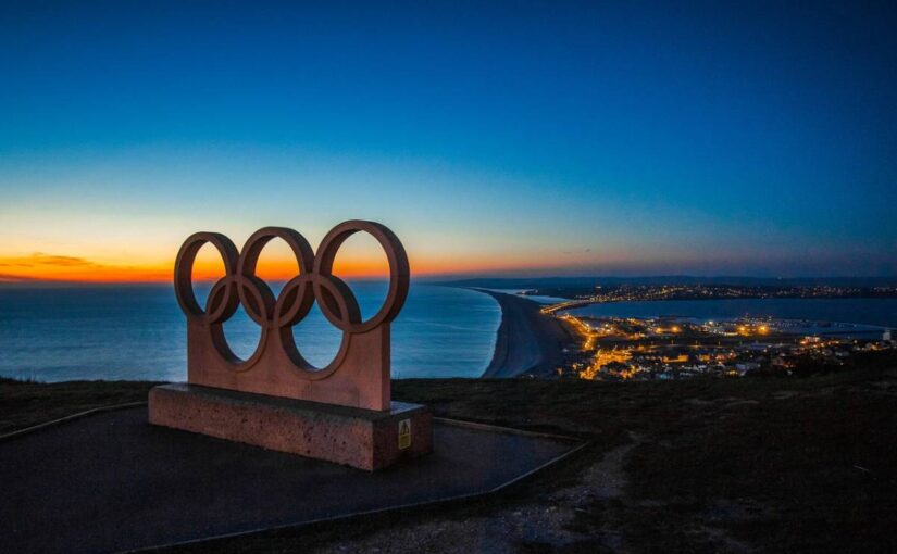 olympics rings statue